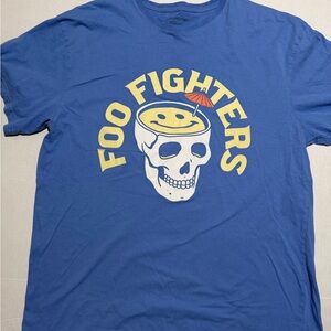 foo fighters light blue pullover tee, 'skull martini', men's large t-shirt #1433